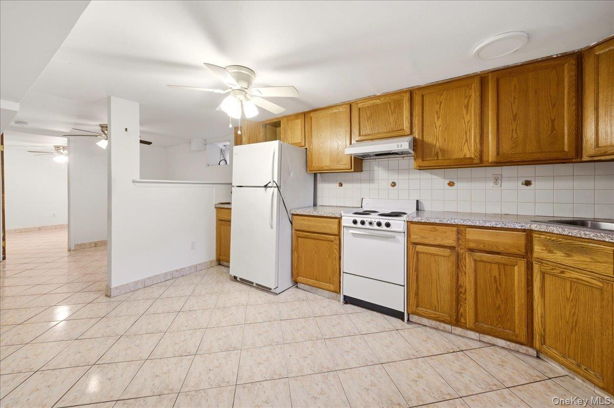 1619 Edison Ave